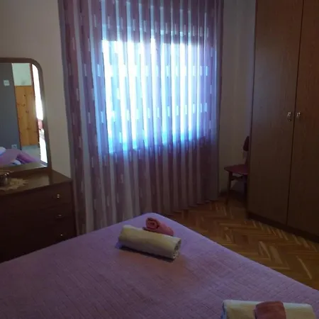Apartament Lori Pula